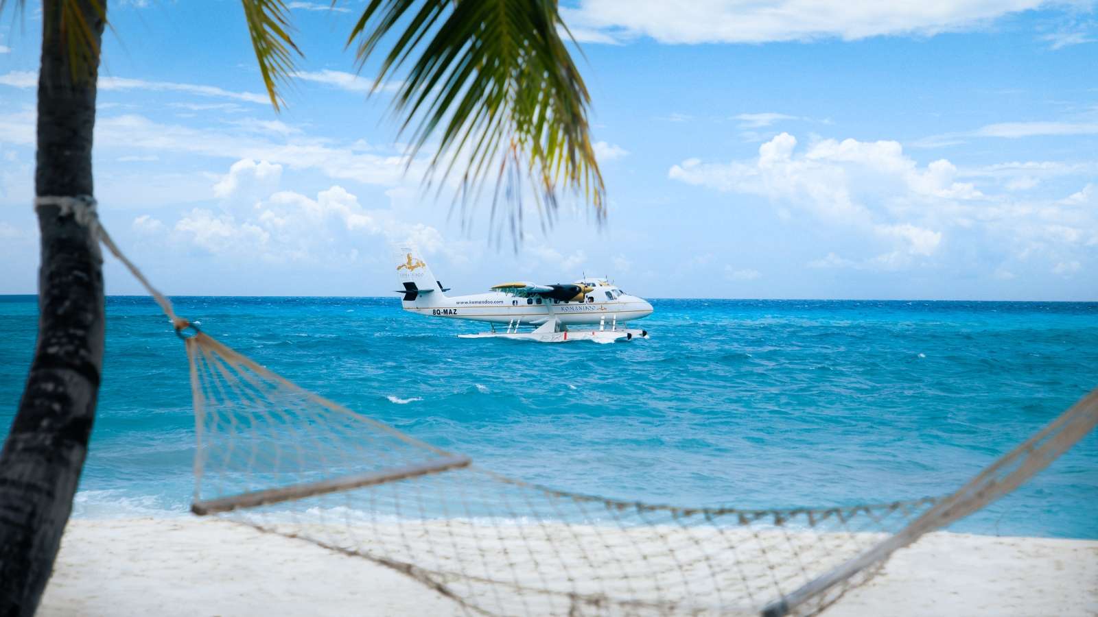 Scenic Seaplane Transfer to Komandoo Maldives